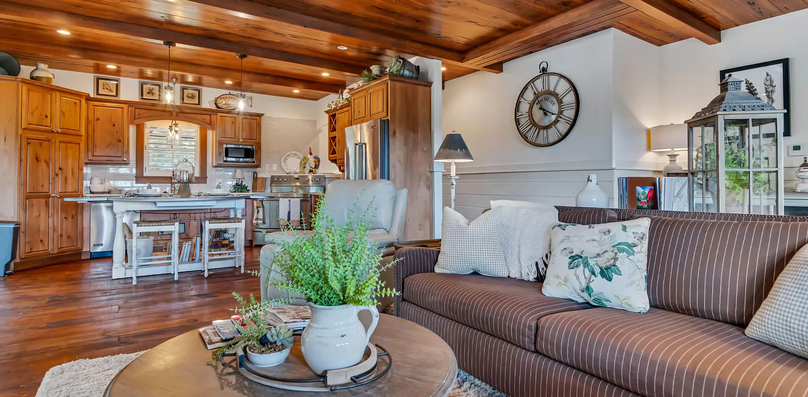 Rustic Living room Interior Branson MO