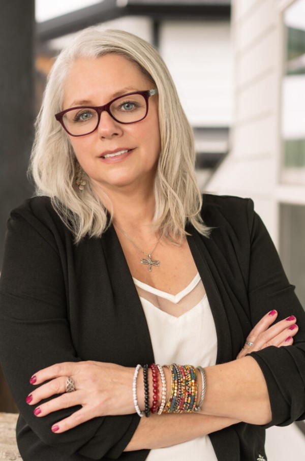 Susan  Ewing